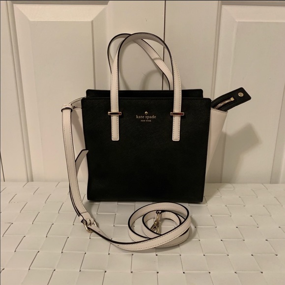 kate spade Handbags - NWT kate spade cedar street small hayden bag
